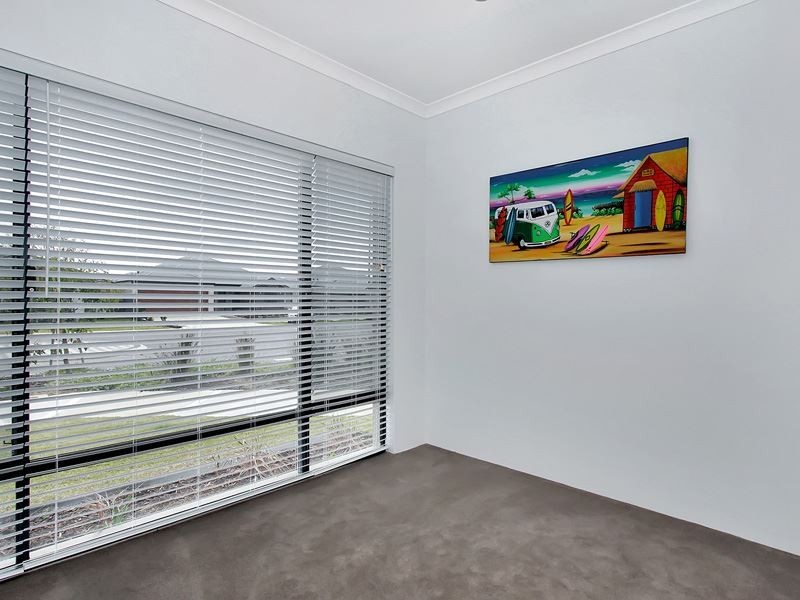 65 Honeywood Avenue, Wandi WA 6167