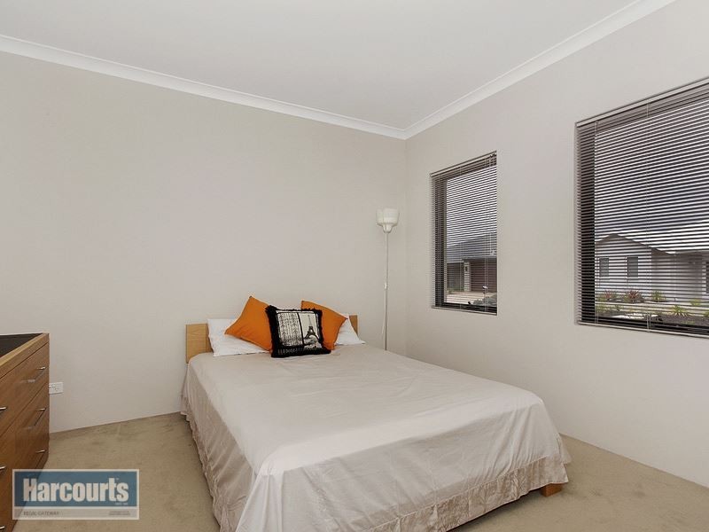 18a Torrey Crescent, Aubin Grove WA 6164