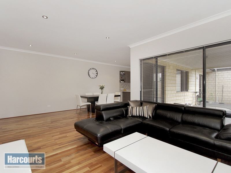 18a Torrey Crescent, Aubin Grove WA 6164