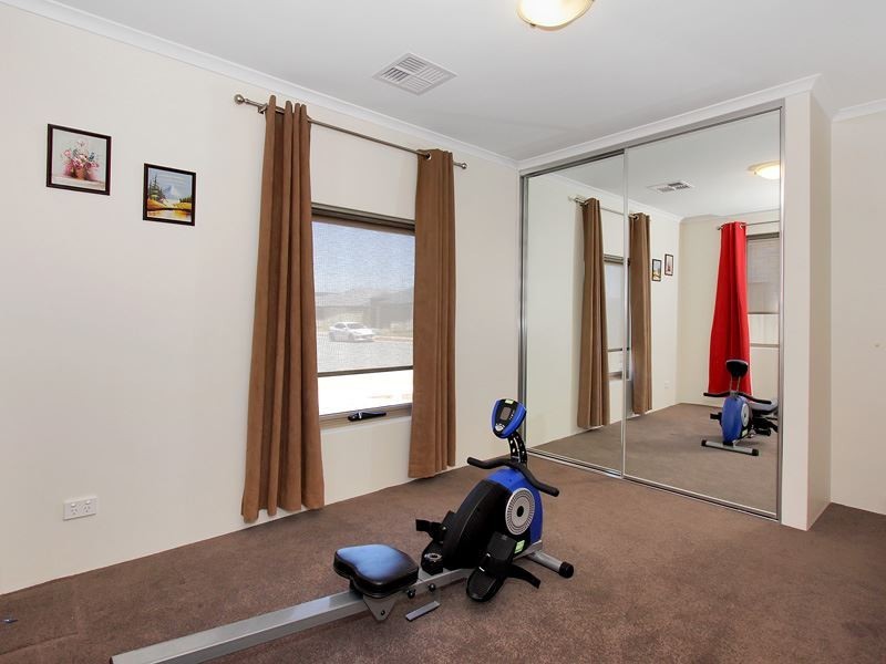 32 Ponderosa Road, Aubin Grove WA 6164