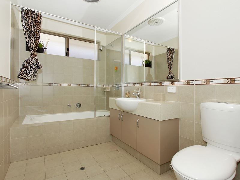 32 Ponderosa Road, Aubin Grove WA 6164