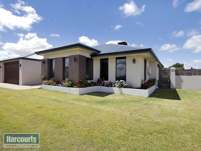 11 Harmony Avenue, Atwell WA 6164