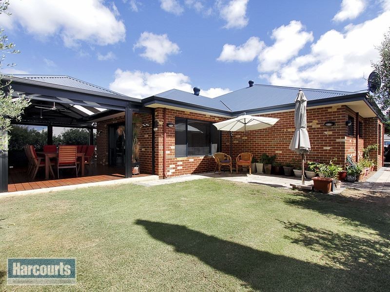 11 Harmony Avenue, Atwell WA 6164