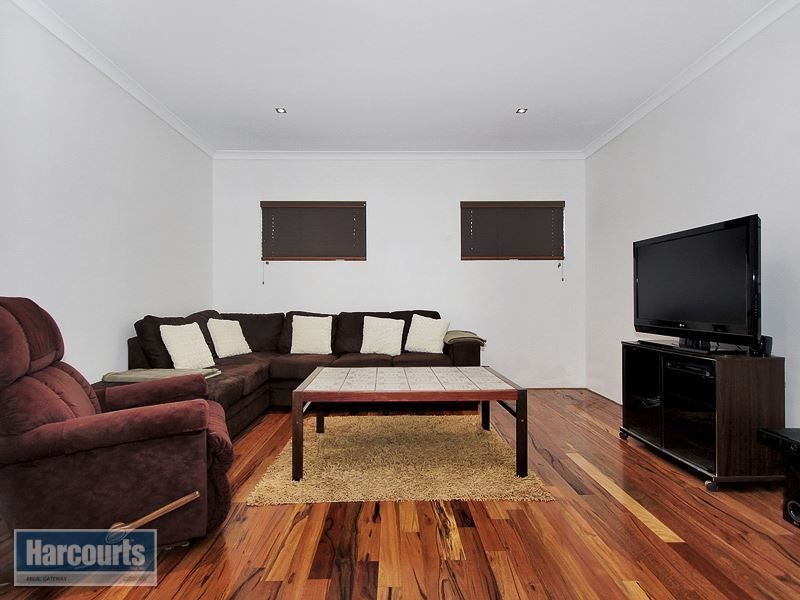 11 Harmony Avenue, Atwell WA 6164