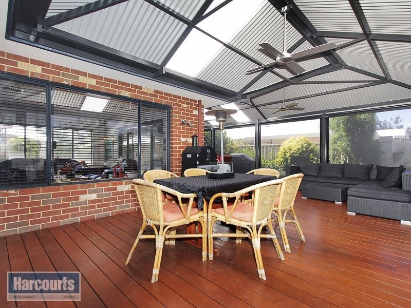 11 Harmony Avenue, Atwell WA 6164