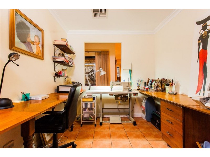 23 Normanby Bend, Success WA 6164