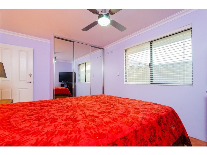 23 Normanby Bend, Success WA 6164