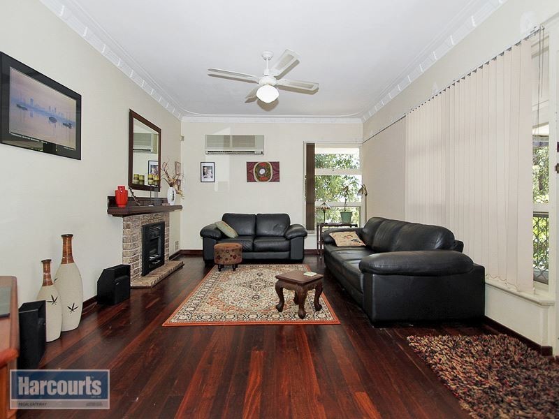 76 Connell Avenue, Martin WA 6110