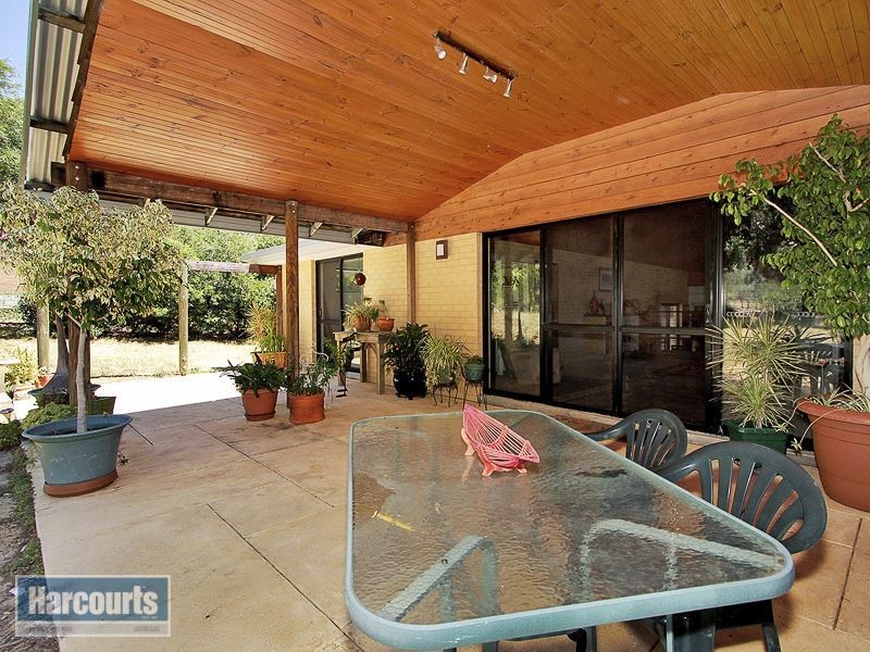 76 Connell Avenue, Martin WA 6110