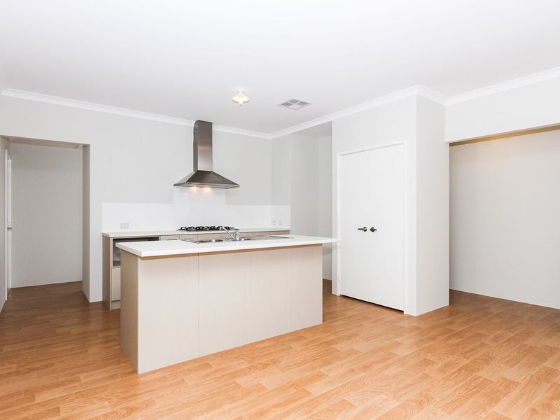 10 Canunda Approach, Wandi WA 6167
