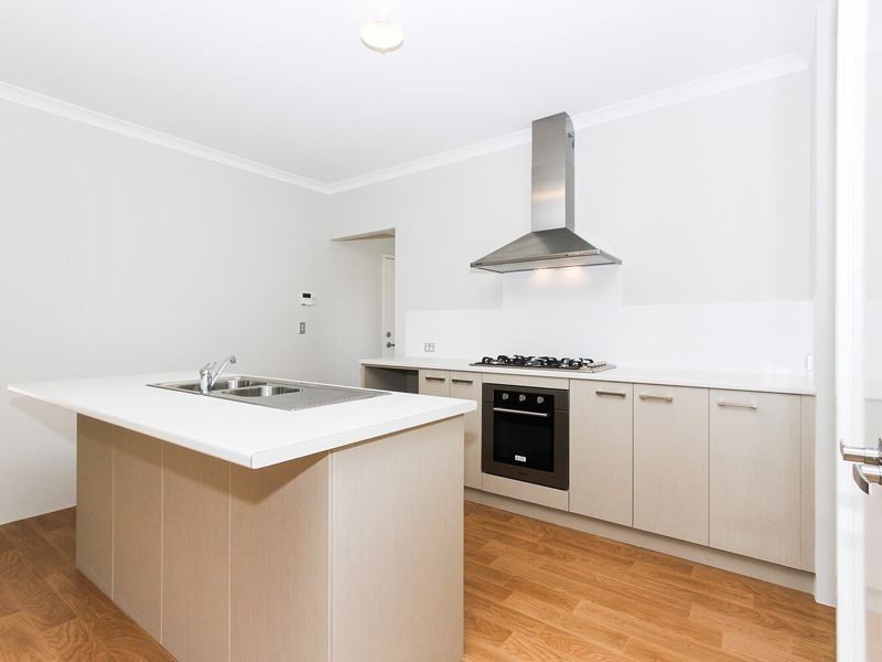 10 Canunda Approach, Wandi WA 6167