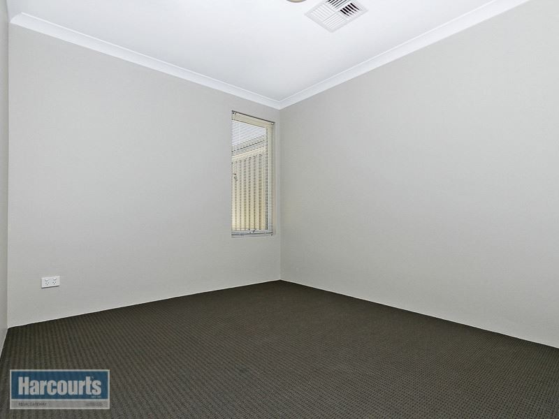 32 Walden Street, Wellard WA 6170