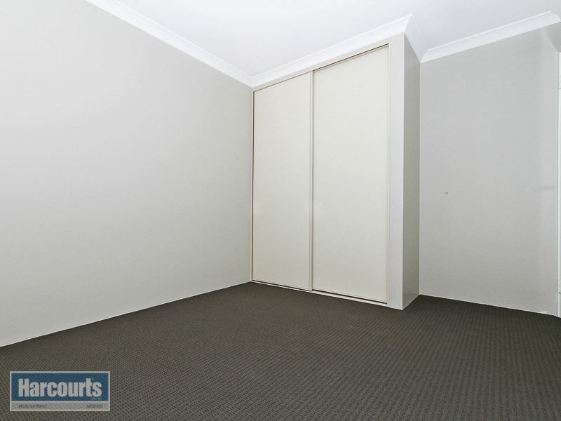 32 Walden Street, Wellard WA 6170