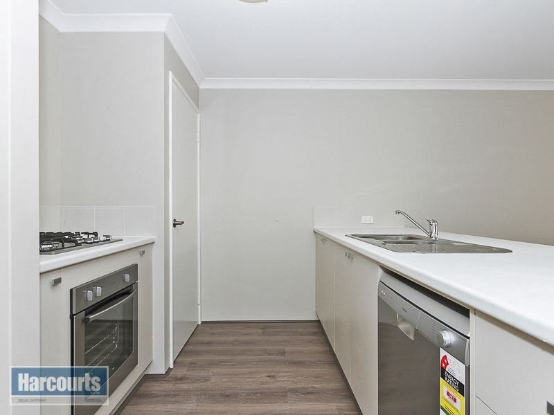 32 Walden Street, Wellard WA 6170