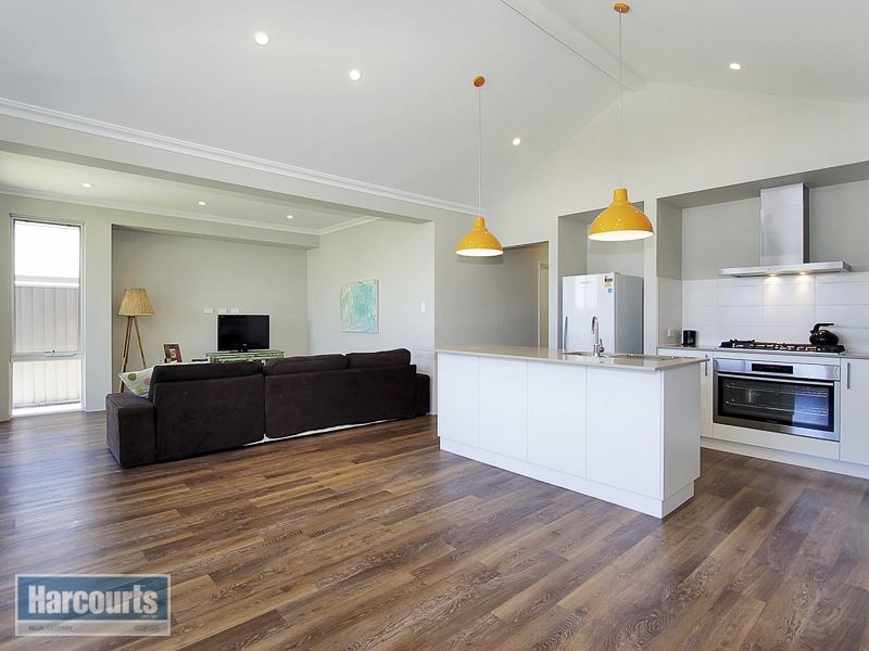 8 Apostles Corner, Wandi WA 6167