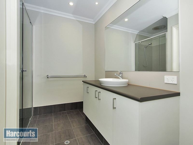 8 Apostles Corner, Wandi WA 6167