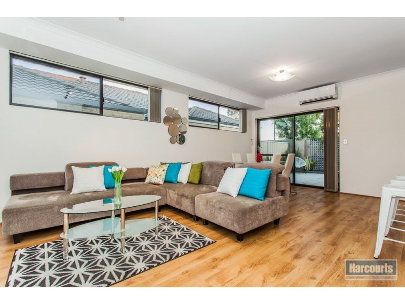 10/26 Charnley Bend, Success WA 6164