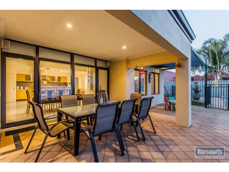 4 Sumner Rise, Success WA 6164