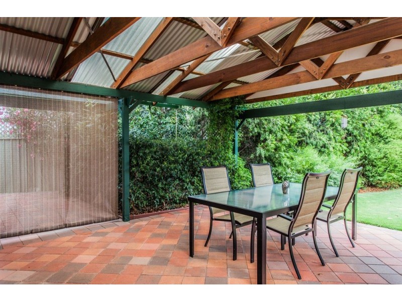 42 Carlhausen Close, Atwell WA 6164