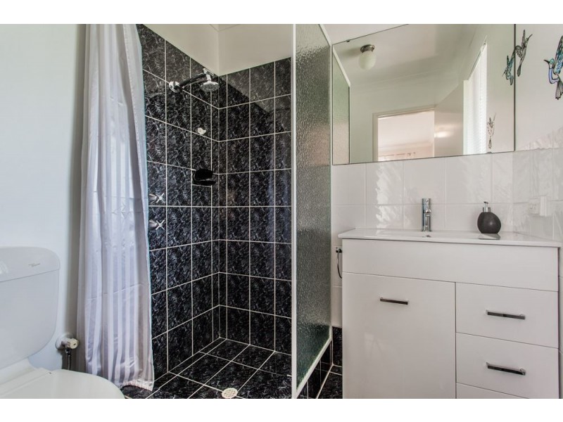 42 Carlhausen Close, Atwell WA 6164