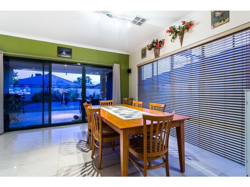 6 Alexandria Follow, Success WA 6164