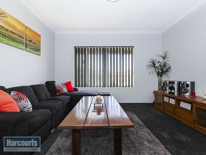 1 Cousins Street, Hammond Park WA 6164