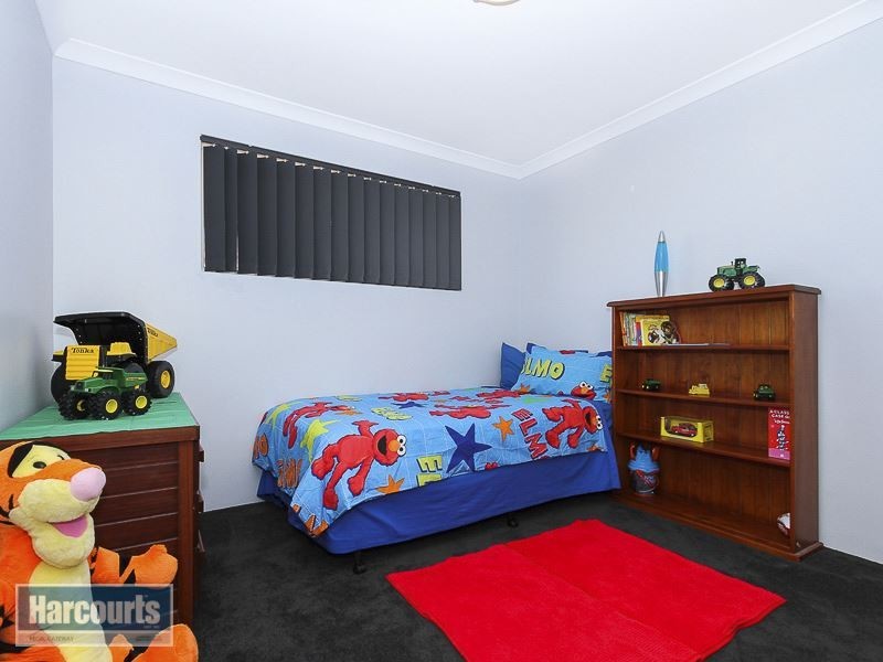 1 Cousins Street, Hammond Park WA 6164