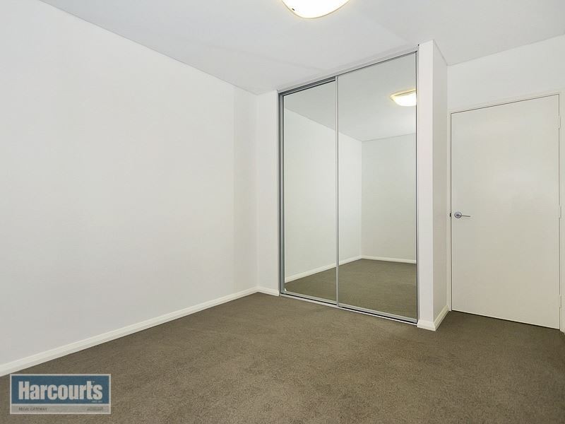 11/30 Lambeth Circle, Wellard WA 6170