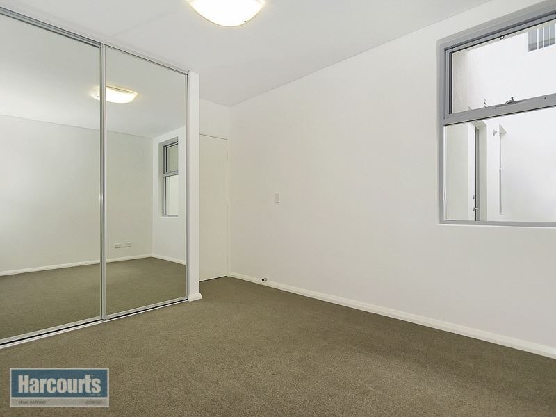 11/30 Lambeth Circle, Wellard WA 6170