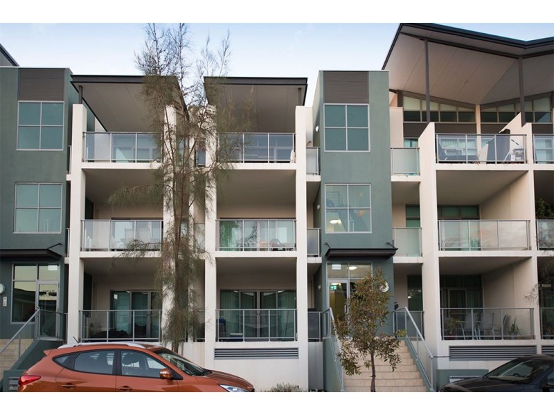 24/30 Malata Crescent, Success WA 6164