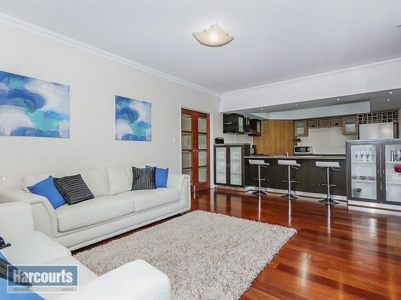 4 Kawoor Mews, Bertram WA 6167