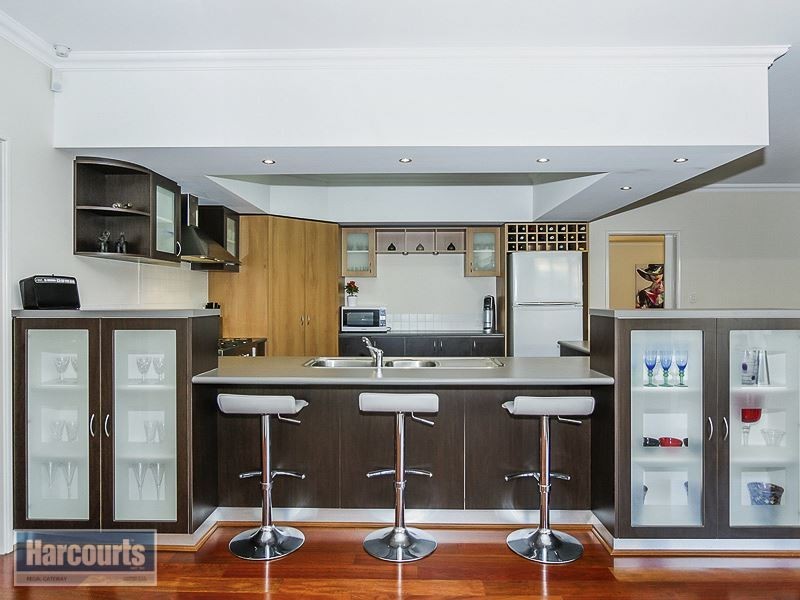 4 Kawoor Mews, Bertram WA 6167