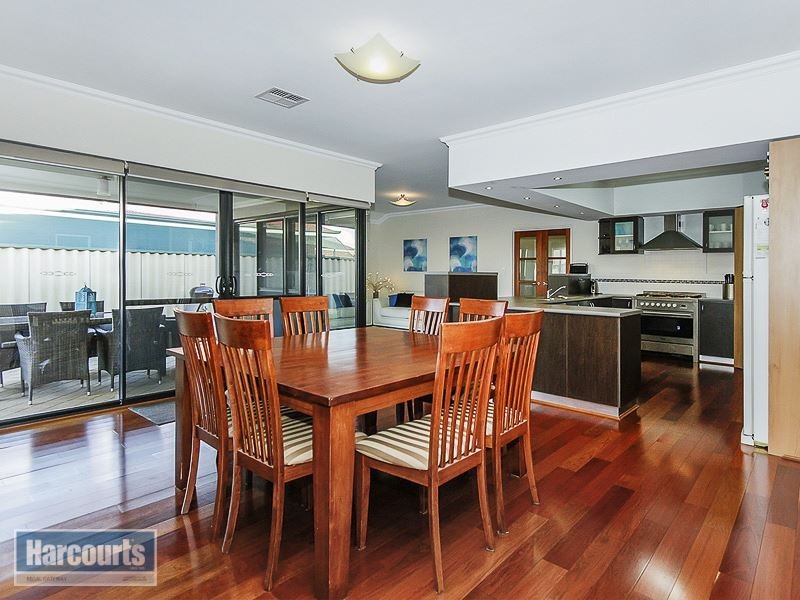 4 Kawoor Mews, Bertram WA 6167