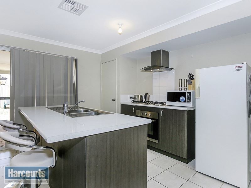 194 Tapper Road, Atwell WA 6164