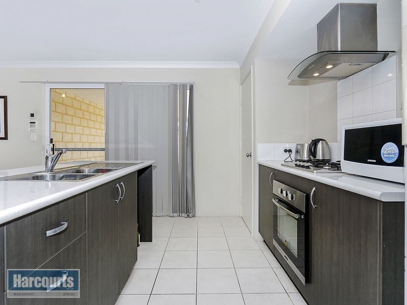 194 Tapper Road, Atwell WA 6164