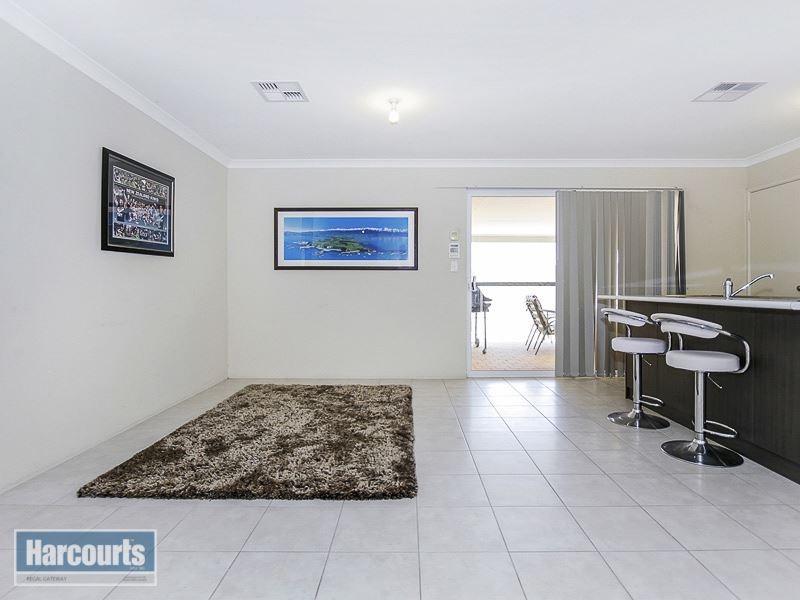 194 Tapper Road, Atwell WA 6164