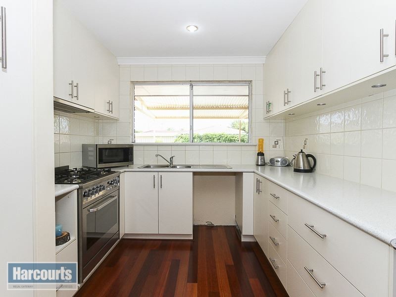 43 Tidefall Street, Safety Bay WA 6169