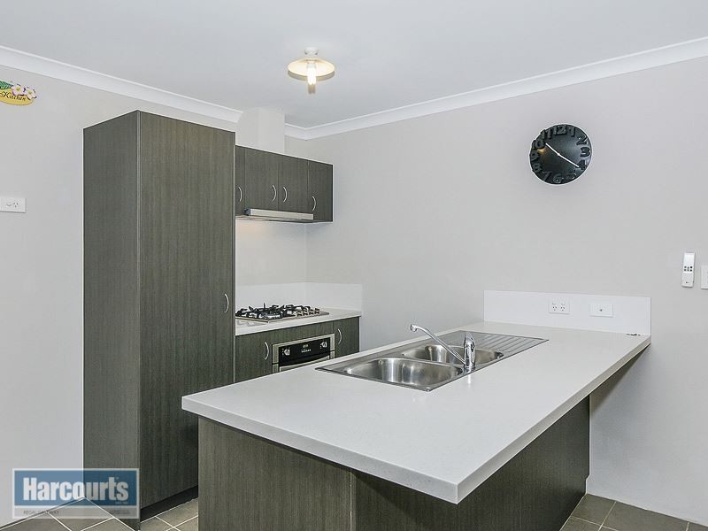 4/15 Peppermint Gardens, Aubin Grove WA 6164
