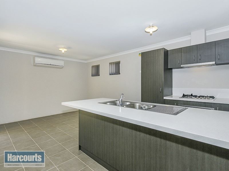 4/15 Peppermint Gardens, Aubin Grove WA 6164