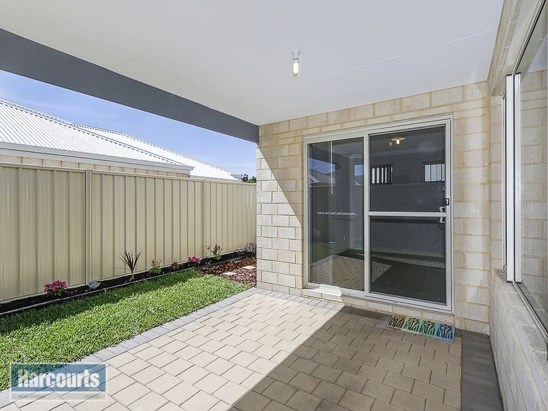 4/15 Peppermint Gardens, Aubin Grove WA 6164