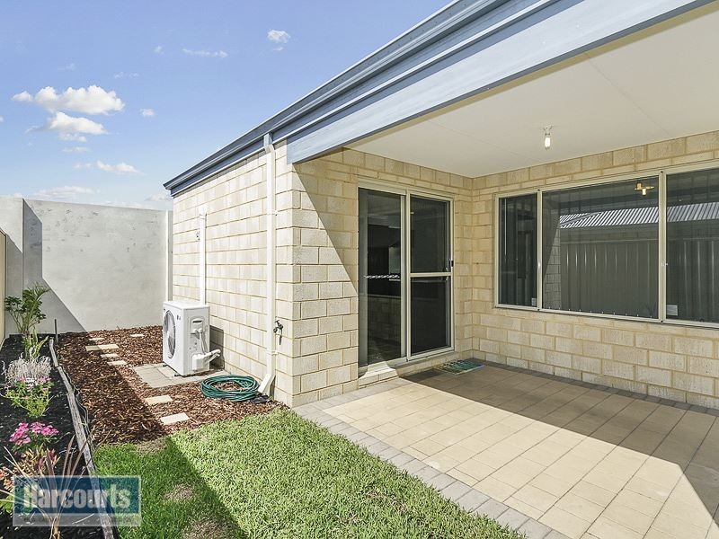 4/15 Peppermint Gardens, Aubin Grove WA 6164