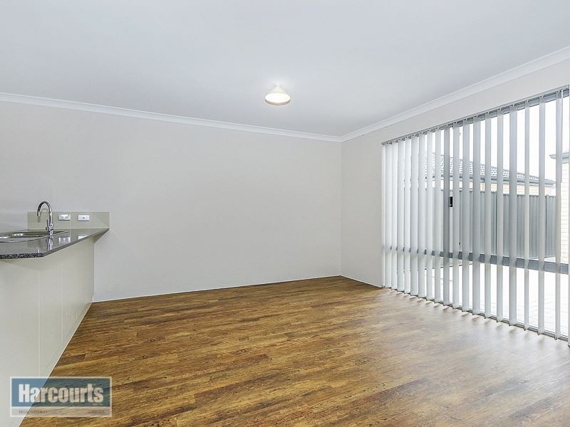 14 Boas Lane, Piara Waters WA 6112