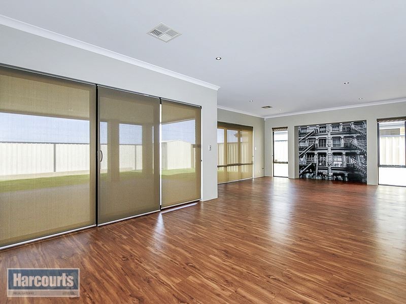 16 Covington Loop, Success WA 6164