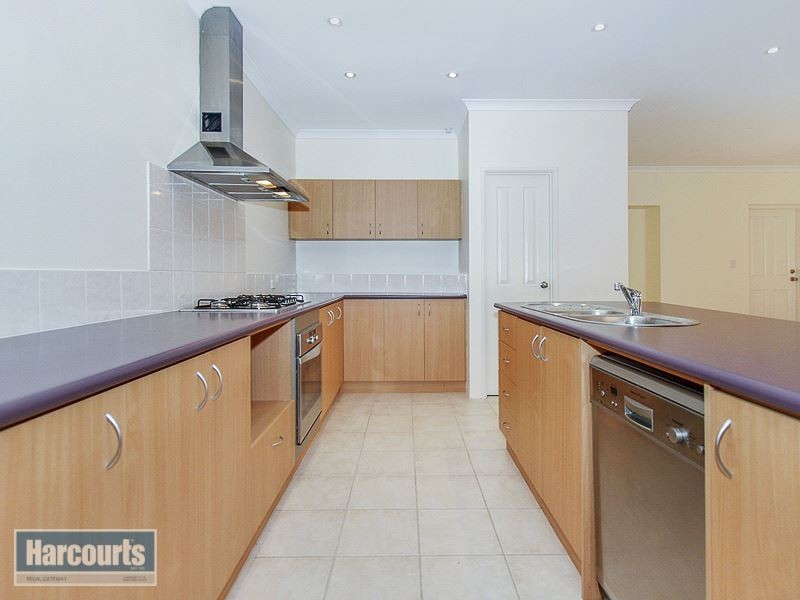 5 Goodwill Avenue, Atwell WA 6164