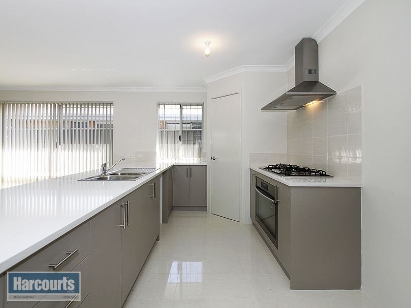 28 Harding Street, Hilbert WA 6112