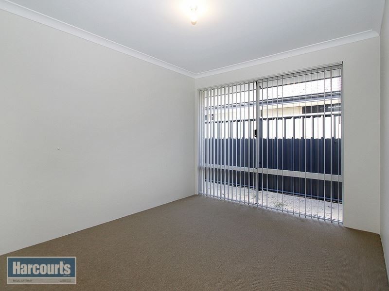 28 Harding Street, Hilbert WA 6112