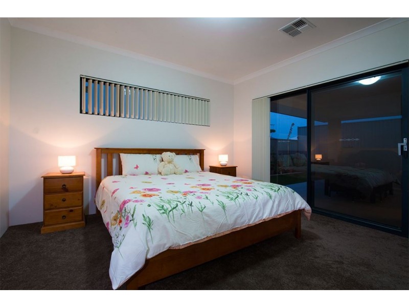 116 Honeywood Avenue, Wandi WA 6167