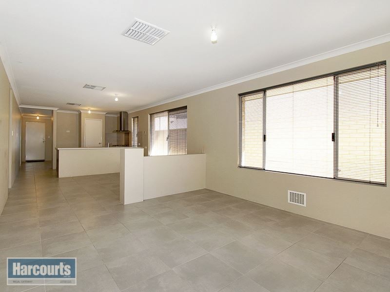 14 Clarity Elbow, Atwell WA 6164