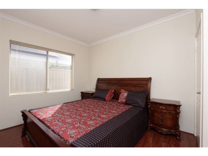 25 Macdougal Way, Harrisdale WA 6112