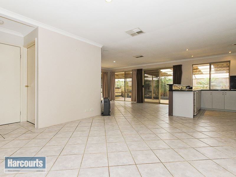 108 Lydon Boulevard, Atwell WA 6164